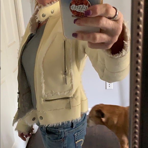 Bebe yellow suede jacket - Picture 7 of 8